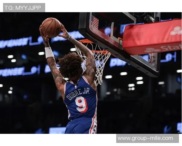 莫布里全能表现助队获胜17投7中贡献20分14板7助2断2帽