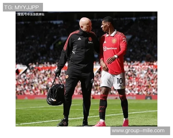 桑乔替补登场替补战旧主布恩迪亚因伤退场引发关注 桑乔替补登场替补战旧主布恩迪亚因伤退场引发关注