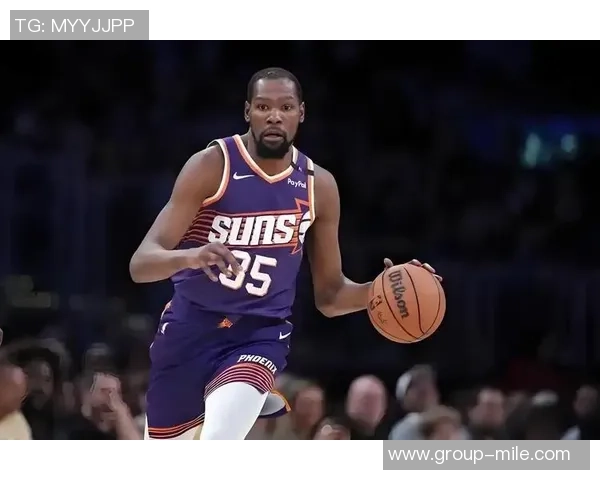 火箭官方晒亚当斯与杜兰特亲密合照威少点赞引发重回传闻